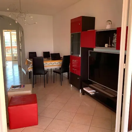 Vue Très Proche De La Et Des Commerces Appartamento Cagnes-sur-Mer
